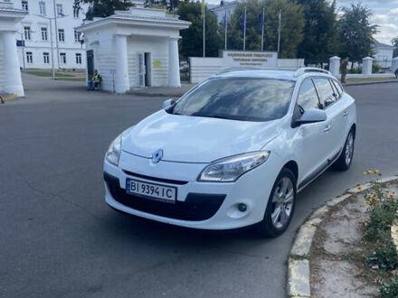 Рено Меган 2009 в Полтаве на Automoto.ua Рено Меган, объемом двигателя 1.46 л и пробегом 247 тыс. км за 7800 $, фото 1 на Automoto.ua