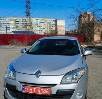 Рено Меган, объемом двигателя 1.6 л и пробегом 241 тыс. км за 6300 $, фото 1 на Automoto.ua