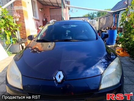 Рено Меган, объемом двигателя 1.5 л и пробегом 0 тыс. км за 7000 $, фото 1 на Automoto.ua