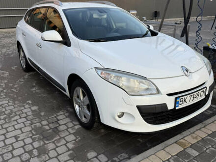 Рено Меган 2010 в Ровно на Automoto.ua Рено Меган, объемом двигателя 1.5 л и пробегом 280 тыс. км за 6500 $, фото 1 на Automoto.ua