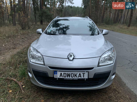 Рено Меган, объемом двигателя 1.5 л и пробегом 210 тыс. км за 7800 $, фото 1 на Automoto.ua