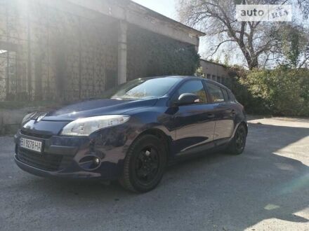 Рено Меган 2011 в Полтаве на Automoto.ua Рено Меган, объемом двигателя 1.6 л и пробегом 240 тыс. км за 7400 $, фото 1 на Automoto.ua