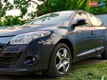 Рено Меган, объемом двигателя 1.5 л и пробегом 212 тыс. км за 7500 $, фото 1 на Automoto.ua