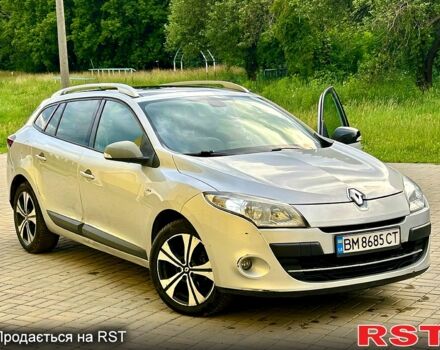 Рено Меган 2011 в Сумах на Automoto.ua Рено Меган, объемом двигателя 1.9 л и пробегом 261 тыс. км за 7610 $, фото 1 на Automoto.ua