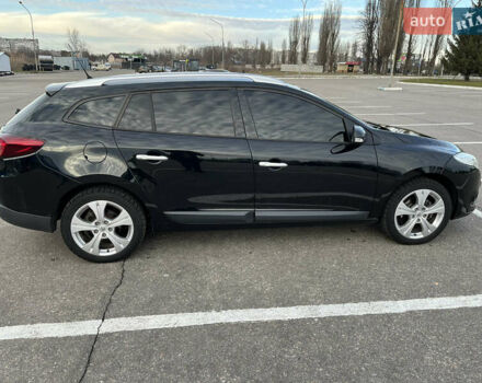 Рено Меган, объемом двигателя 1.46 л и пробегом 233 тыс. км за 7400 $, фото 1 на Automoto.ua