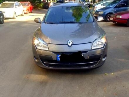 Рено Меган, объемом двигателя 1.5 л и пробегом 310 тыс. км за 6500 $, фото 1 на Automoto.ua