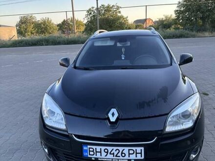 Рено Меган 2012 в Одессе на Automoto.ua Рено Меган, объемом двигателя 1.46 л и пробегом 299 тыс. км за 7500 $, фото 1 на Automoto.ua