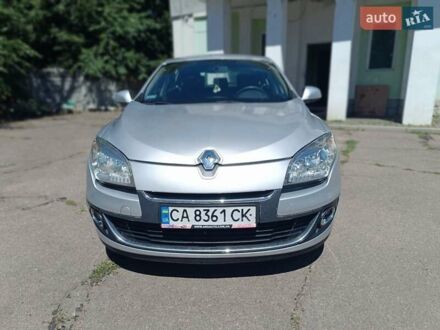 Рено Меган 2012 в Черкассах на Automoto.ua Рено Меган, объемом двигателя 1.5 л и пробегом 215 тыс. км за 7100 $, фото 1 на Automoto.ua