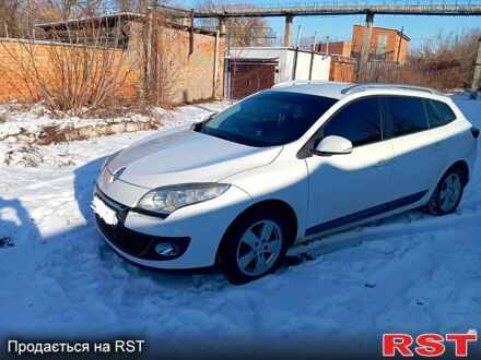 Рено Меган 2012 в Сумах на Automoto.ua Рено Меган, объемом двигателя 15 л и пробегом 226 тыс. км за 8200 $, фото 1 на Automoto.ua