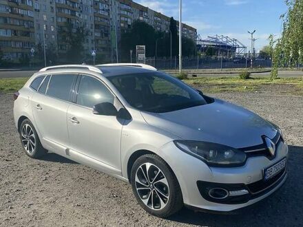 Рено Меган 2015 в Харькове на Automoto.ua Рено Меган, объемом двигателя 1.6 л и пробегом 305 тыс. км за 8550 $, фото 1 на Automoto.ua