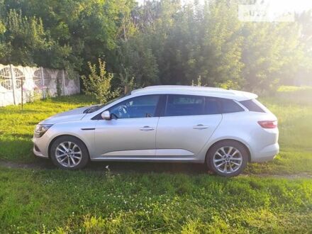 Рено Меган 2017 в Сумах на Automoto.ua Рено Меган, объемом двигателя 1.5 л и пробегом 200 тыс. км за 12900 $, фото 1 на Automoto.ua