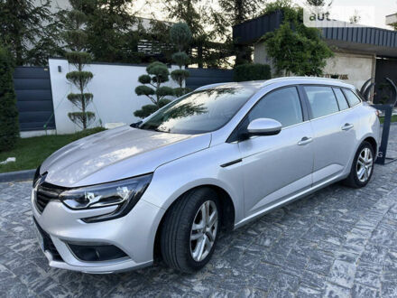 Рено Меган, объемом двигателя 1.5 л и пробегом 221 тыс. км за 12400 $, фото 1 на Automoto.ua