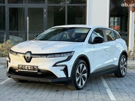 Рено Меган 2023 в Городке на Automoto.ua Рено Меган, объемом двигателя 0 л и пробегом 18 тыс. км за 22900 $, фото 1 на Automoto.ua