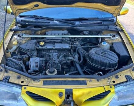 Жовтий Рено Меган, об'ємом двигуна 2 л та пробігом 235 тис. км за 2800 $, фото 18 на Automoto.ua