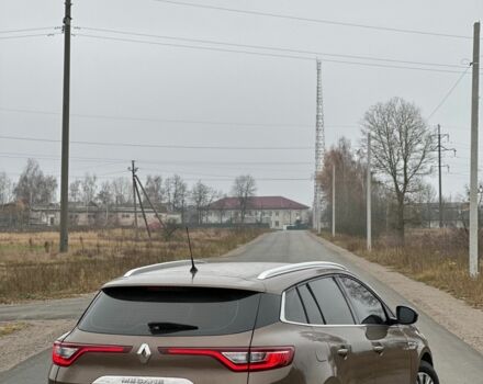 Желтый Рено Меган, объемом двигателя 1.5 л и пробегом 274 тыс. км за 12499 $, фото 4 на Automoto.ua