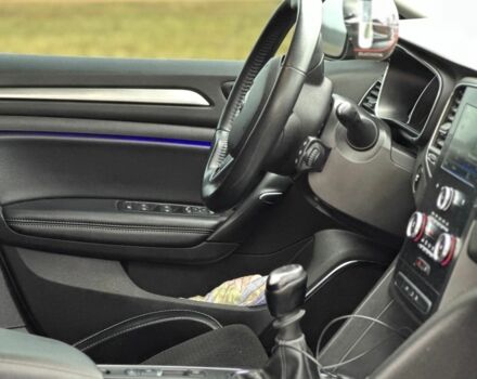 Желтый Рено Меган, объемом двигателя 1.5 л и пробегом 274 тыс. км за 12499 $, фото 7 на Automoto.ua