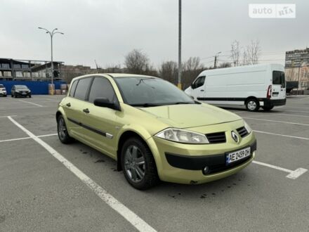 Желтый Рено Меган, объемом двигателя 1.4 л и пробегом 283 тыс. км за 4900 $, фото 1 на Automoto.ua