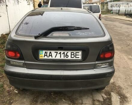 Серый Рено Меган, объемом двигателя 1.4 л и пробегом 170 тыс. км за 1100 $, фото 2 на Automoto.ua