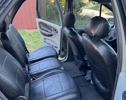 Рено Меган 1997 в Виннице на Automoto.ua Серый Рено Меган, объемом двигателя 2 л и пробегом 324 тыс. км за 2200 $, фото 6 на Automoto.ua