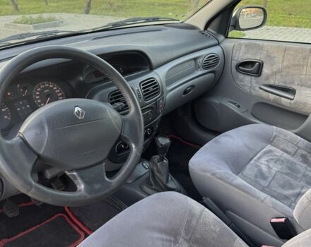 Серый Рено Меган, объемом двигателя 1.6 л и пробегом 150 тыс. км за 1600 $, фото 8 на Automoto.ua