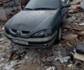 Серый Рено Меган, объемом двигателя 1.6 л и пробегом 300 тыс. км за 900 $, фото 1 на Automoto.ua