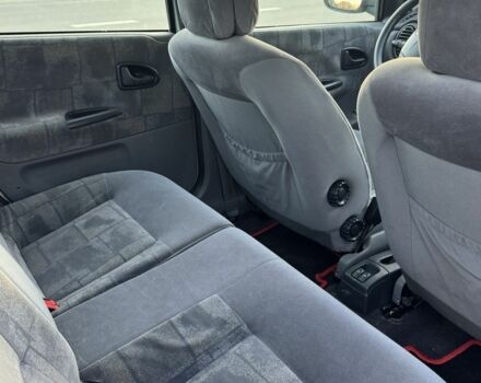 Серый Рено Меган, объемом двигателя 1.6 л и пробегом 150 тыс. км за 1600 $, фото 10 на Automoto.ua