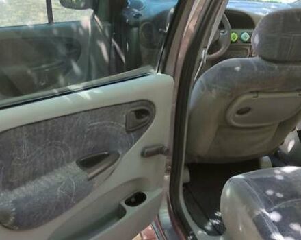 Сірий Рено Меган, об'ємом двигуна 1.6 л та пробігом 310 тис. км за 3500 $, фото 3 на Automoto.ua