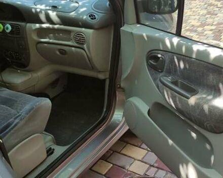 Сірий Рено Меган, об'ємом двигуна 1.6 л та пробігом 310 тис. км за 3500 $, фото 7 на Automoto.ua