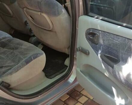 Сірий Рено Меган, об'ємом двигуна 1.6 л та пробігом 310 тис. км за 3500 $, фото 4 на Automoto.ua