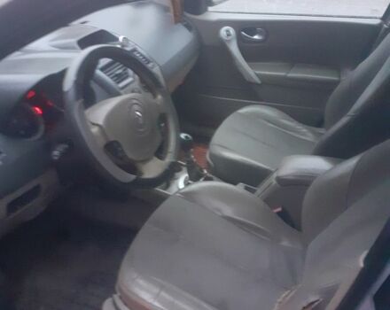 Серый Рено Меган, объемом двигателя 1.9 л и пробегом 250 тыс. км за 2000 $, фото 5 на Automoto.ua