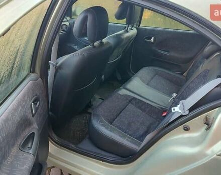 Серый Рено Меган, объемом двигателя 1.6 л и пробегом 326 тыс. км за 2600 $, фото 7 на Automoto.ua