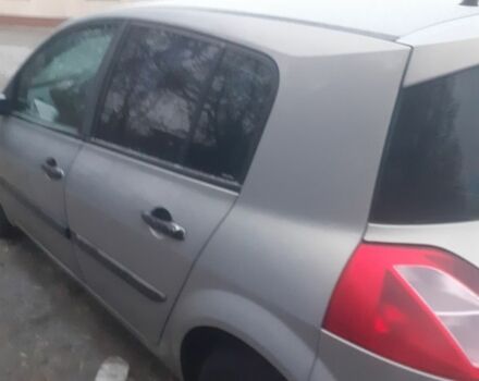 Серый Рено Меган, объемом двигателя 1.9 л и пробегом 250 тыс. км за 2000 $, фото 2 на Automoto.ua