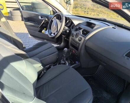 Серый Рено Меган, объемом двигателя 1.9 л и пробегом 350 тыс. км за 2300 $, фото 3 на Automoto.ua