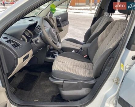 Сірий Рено Меган, об'ємом двигуна 1.6 л та пробігом 320 тис. км за 4000 $, фото 1 на Automoto.ua