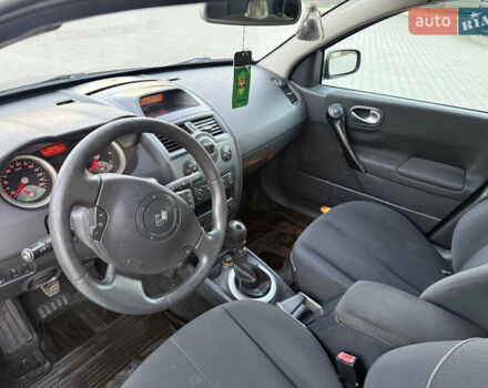 Сірий Рено Меган, об'ємом двигуна 1.9 л та пробігом 275 тис. км за 2790 $, фото 11 на Automoto.ua