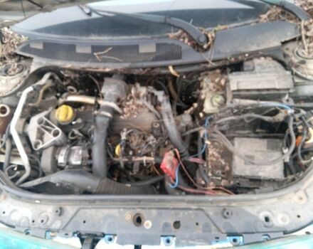 Серый Рено Меган, объемом двигателя 1.5 л и пробегом 300 тыс. км за 1500 $, фото 5 на Automoto.ua