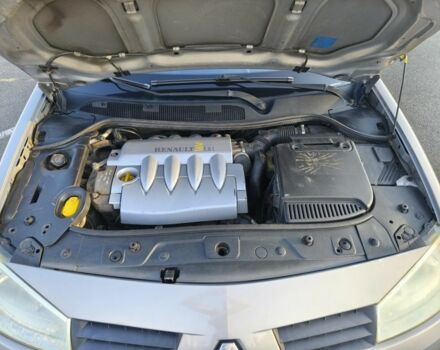 Серый Рено Меган, объемом двигателя 1.6 л и пробегом 173 тыс. км за 3700 $, фото 6 на Automoto.ua