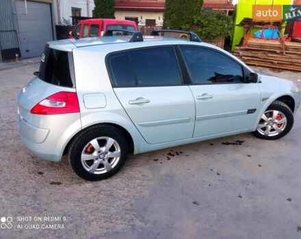 Сірий Рено Меган, об'ємом двигуна 1.6 л та пробігом 230 тис. км за 4200 $, фото 5 на Automoto.ua