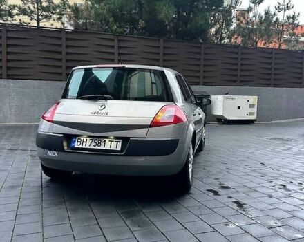 Серый Рено Меган, объемом двигателя 1.6 л и пробегом 288 тыс. км за 3700 $, фото 2 на Automoto.ua