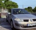 Сірий Рено Меган, об'ємом двигуна 2 л та пробігом 235 тис. км за 4100 $, фото 2 на Automoto.ua