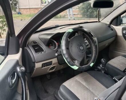 Серый Рено Меган, объемом двигателя 1.87 л и пробегом 300 тыс. км за 3400 $, фото 4 на Automoto.ua