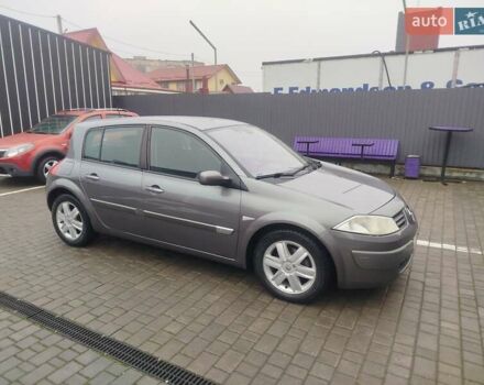 Серый Рено Меган, объемом двигателя 1.87 л и пробегом 280 тыс. км за 3500 $, фото 1 на Automoto.ua