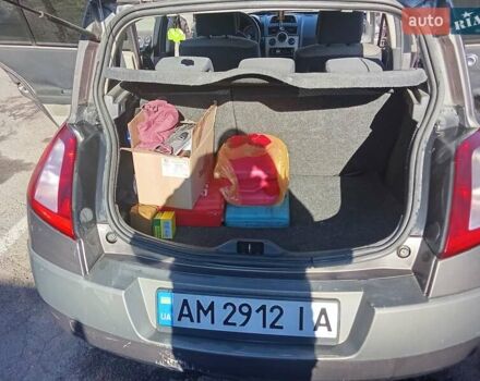 Сірий Рено Меган, об'ємом двигуна 1.87 л та пробігом 240 тис. км за 3999 $, фото 8 на Automoto.ua