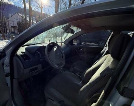 Сірий Рено Меган, об'ємом двигуна 1.6 л та пробігом 327 тис. км за 3500 $, фото 3 на Automoto.ua
