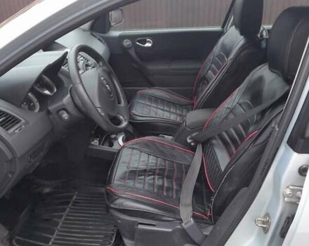 Сірий Рено Меган, об'ємом двигуна 1.39 л та пробігом 188 тис. км за 3800 $, фото 9 на Automoto.ua