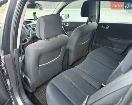 Сірий Рено Меган, об'ємом двигуна 1.9 л та пробігом 275 тис. км за 2790 $, фото 9 на Automoto.ua