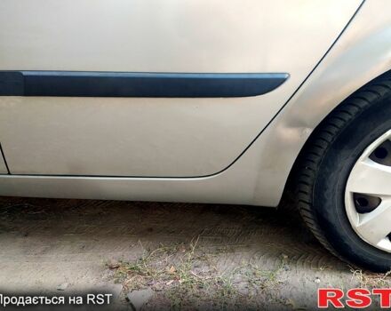 Сірий Рено Меган, об'ємом двигуна 1.4 л та пробігом 255 тис. км за 4100 $, фото 8 на Automoto.ua