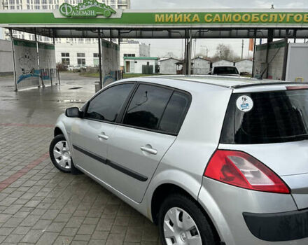 Сірий Рено Меган, об'ємом двигуна 1.46 л та пробігом 240 тис. км за 3999 $, фото 3 на Automoto.ua
