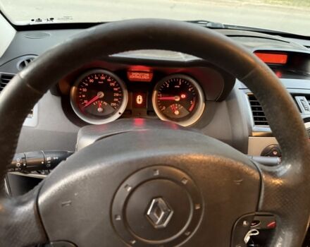 Серый Рено Меган, объемом двигателя 1.9 л и пробегом 555 тыс. км за 2400 $, фото 4 на Automoto.ua