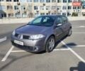 Серый Рено Меган, объемом двигателя 2 л и пробегом 200 тыс. км за 4000 $, фото 1 на Automoto.ua